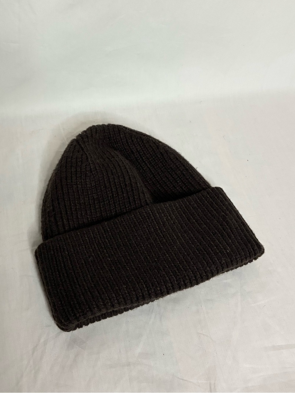 Zara Brown Ribbed Beanie - Picture 3 of 5